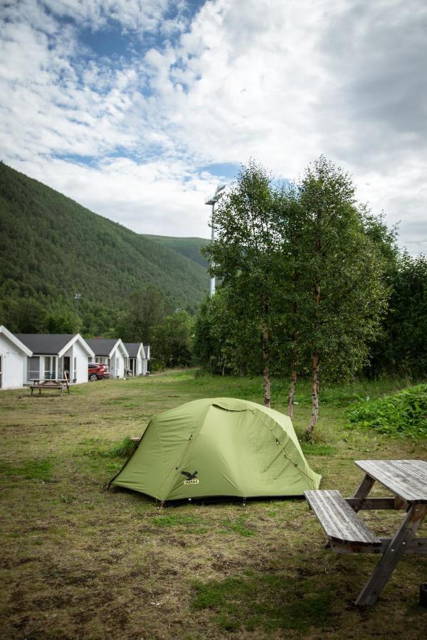 Tromso Lodge & Camping מראה חיצוני תמונה